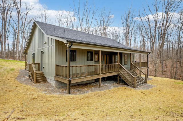 6384 Old Natchez Trce, Santa Fe, TN 38482