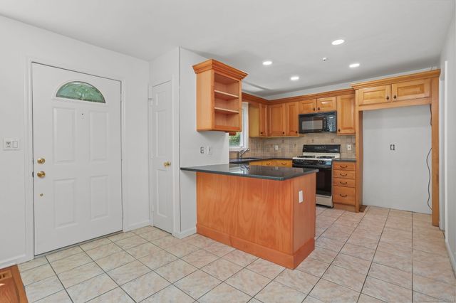 3 River Avenue 1A, Greenwich, CT 06830