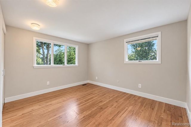 2564 Charel Court, West Bloomfield, MI 48324