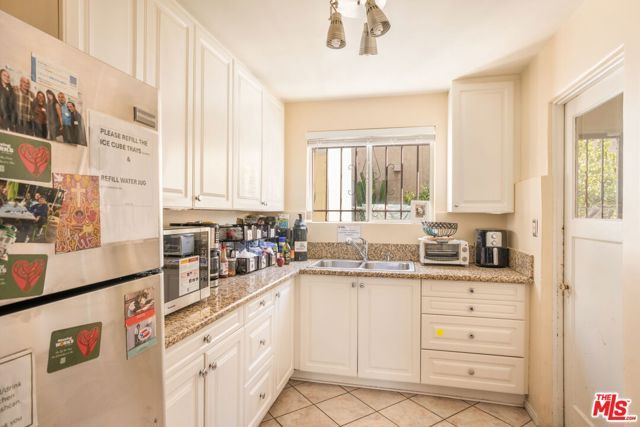 121 N Avenue 59, Los Angeles, CA 90042