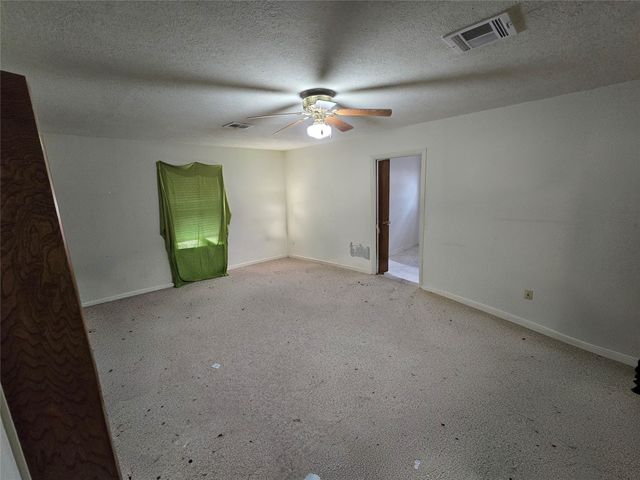 106 Buckhorn Trail, Valley Mills, TX 76689