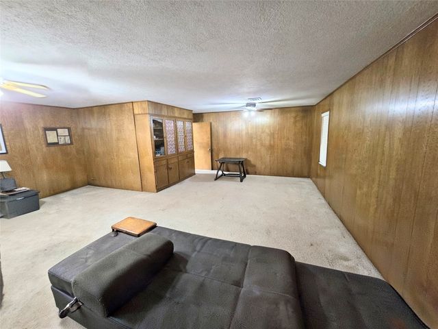 106 Buckhorn Trail, Valley Mills, TX 76689