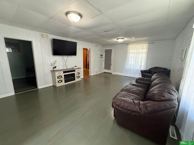 1019 Homer Street, Omaha, NE 68107