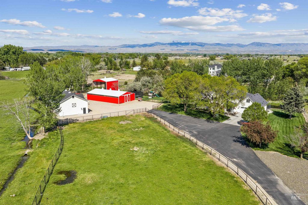 1550 S Artesian Road, Eagle, ID 83616 photo 2