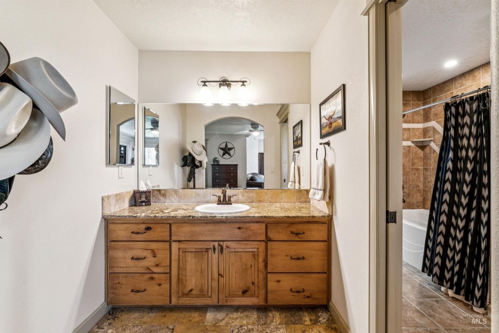 1550 S Artesian Road, Eagle, ID 83616 photo 37