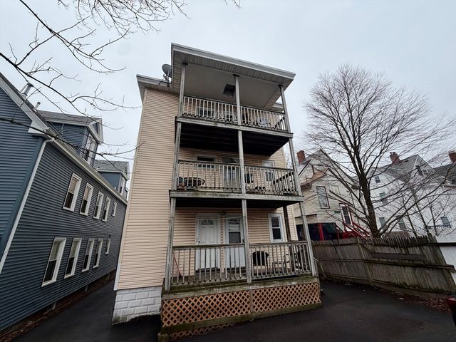 33-35 Sewall Street, Somerville, MA 02145