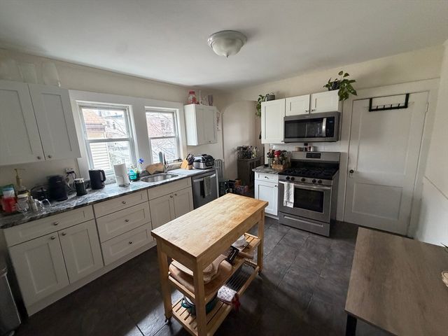 33-35 Sewall Street, Somerville, MA 02145