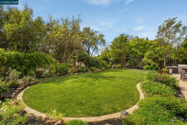 810 Buckingham Place, Danville, CA 94506