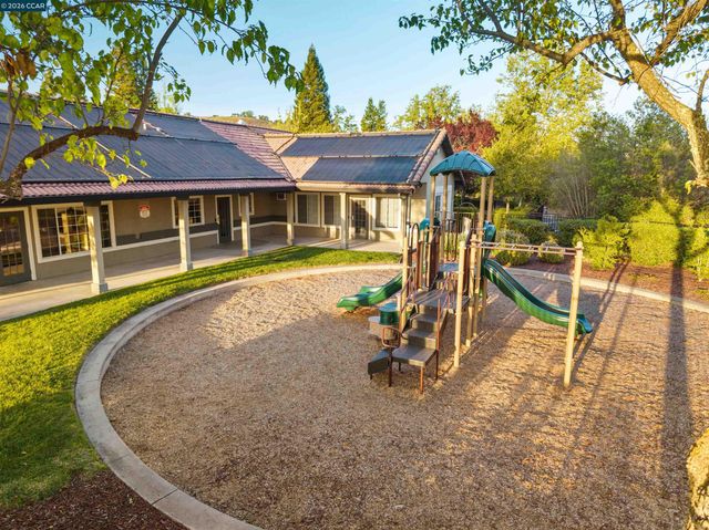 810 Buckingham Place, Danville, CA 94506
