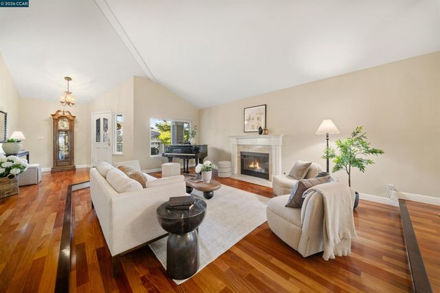 810 Buckingham Place, Danville, CA 94506