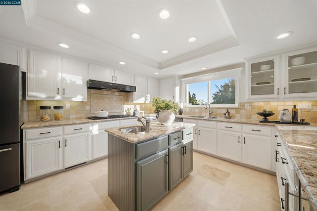 810 Buckingham Place, Danville, CA 94506