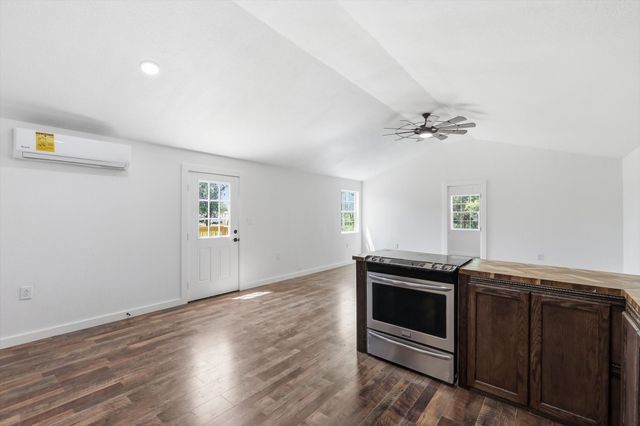 219 Cumberland Trail, Bridgeport, TX 76426