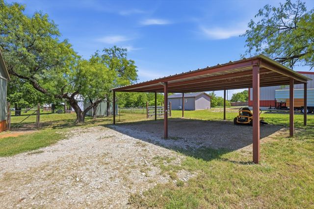 219 Cumberland Trail, Bridgeport, TX 76426