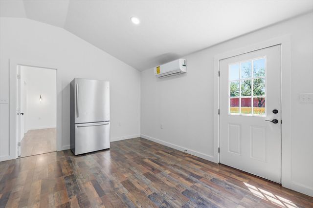 219 Cumberland Trail, Bridgeport, TX 76426