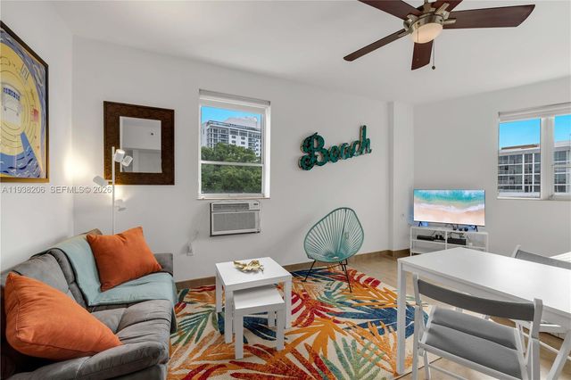 255 W 24th St 542, Miami Beach, FL 33140