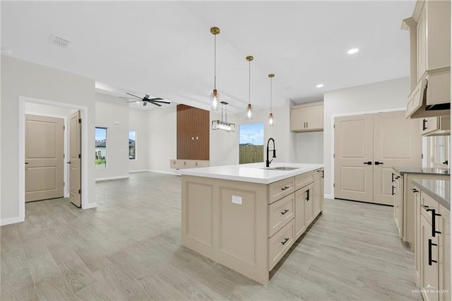 2709 E Comal Road, Edinburg, TX 78542