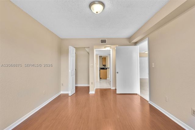 2880 N Oakland Forest Dr 110, Oakland Park, FL 33309
