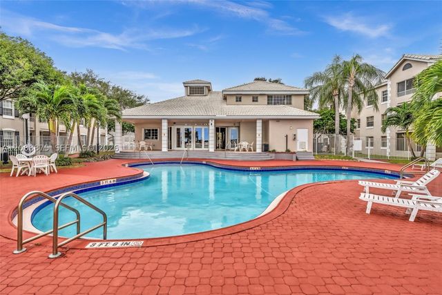 2880 N Oakland Forest Dr 110, Oakland Park, FL 33309