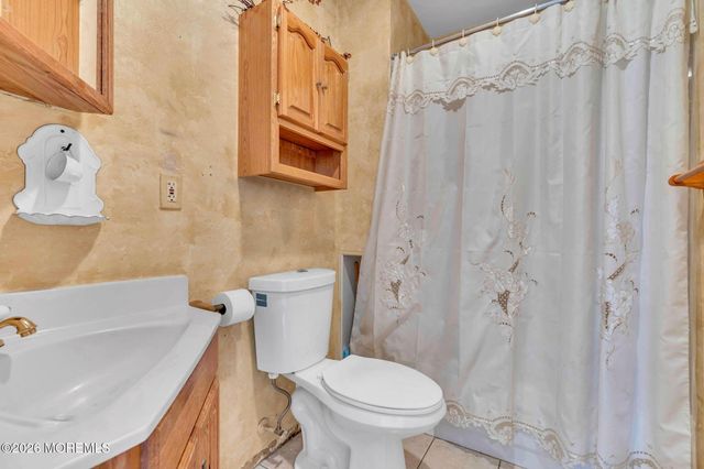 488 Mohawk Drive, Brick, NJ 08723