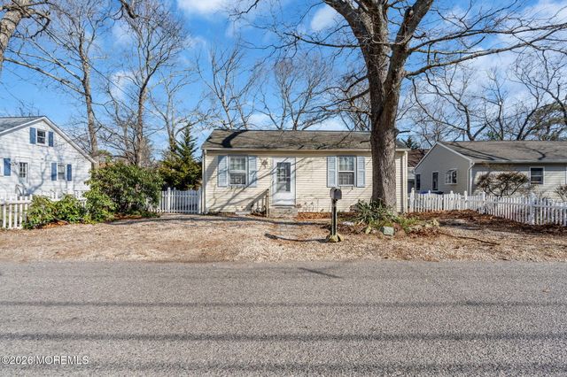 488 Mohawk Drive, Brick, NJ 08723