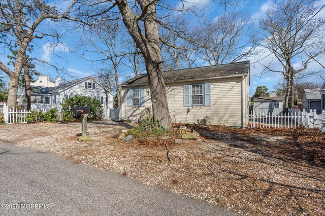 488 Mohawk Drive, Brick, NJ 08723