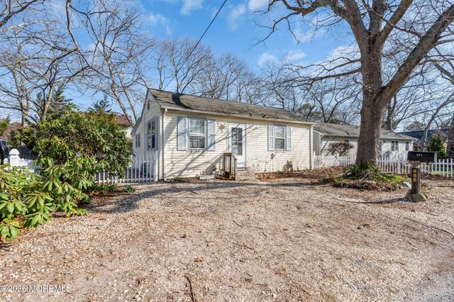 488 Mohawk Drive, Brick, NJ 08723