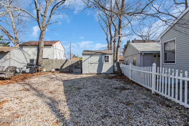 488 Mohawk Drive, Brick, NJ 08723