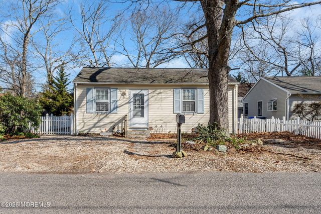 488 Mohawk Drive, Brick, NJ 08723