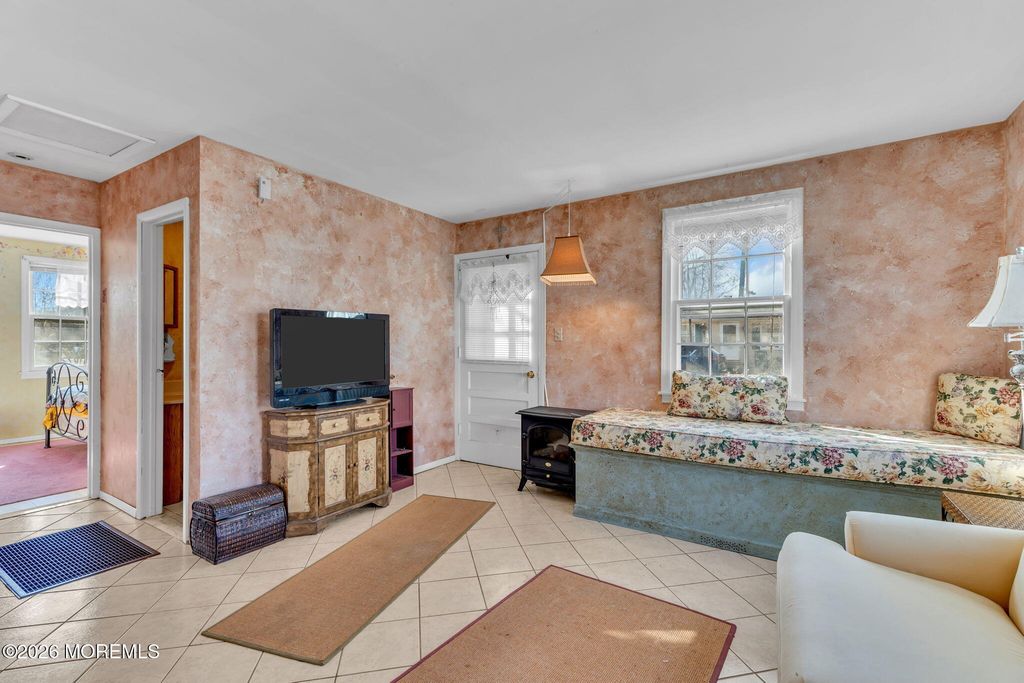 488 Mohawk Drive, Brick, NJ 08723