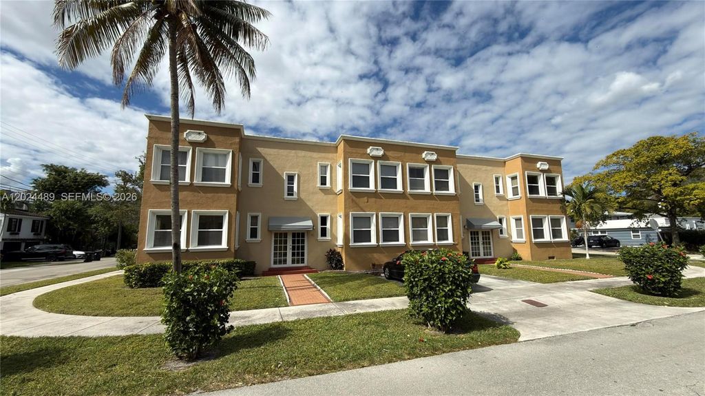 401 NE 16th Ave 2, Fort Lauderdale, FL 33301
