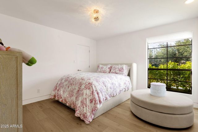 6954 E CABALLO Drive, Paradise Valley, AZ 85253