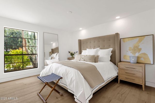 6954 E CABALLO Drive, Paradise Valley, AZ 85253