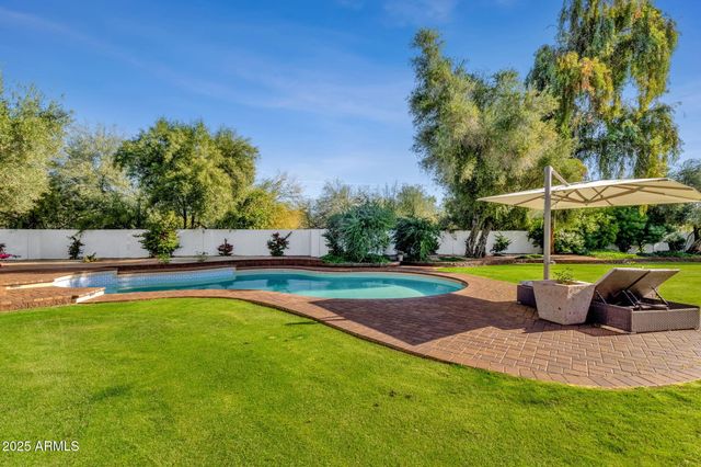 6954 E CABALLO Drive, Paradise Valley, AZ 85253