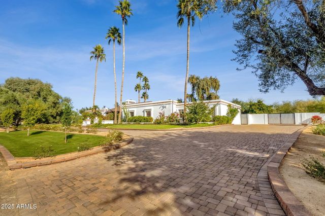 6954 E CABALLO Drive, Paradise Valley, AZ 85253