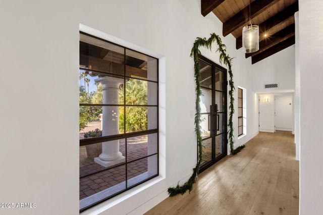 6954 E CABALLO Drive, Paradise Valley, AZ 85253