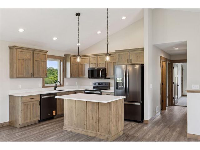 199 Wood Duck Lane, Baldwin, WI 54002