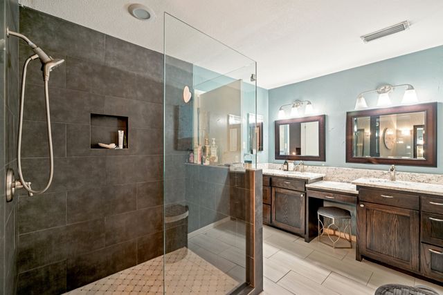 5 Woodlands Court, Trophy Club, TX 76262