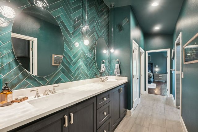 5 Woodlands Court, Trophy Club, TX 76262