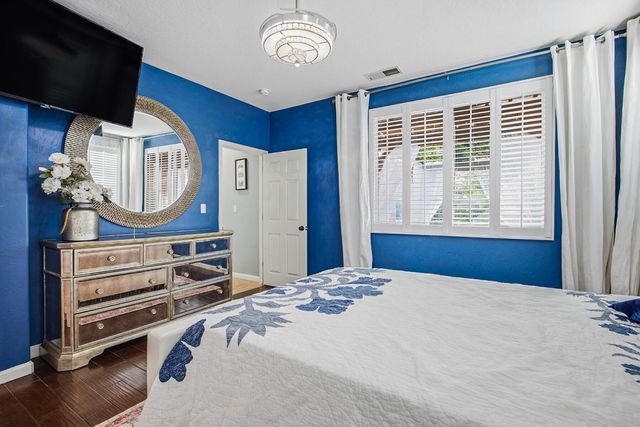 1793 Bella Oaks Way, Hanford, CA 93230