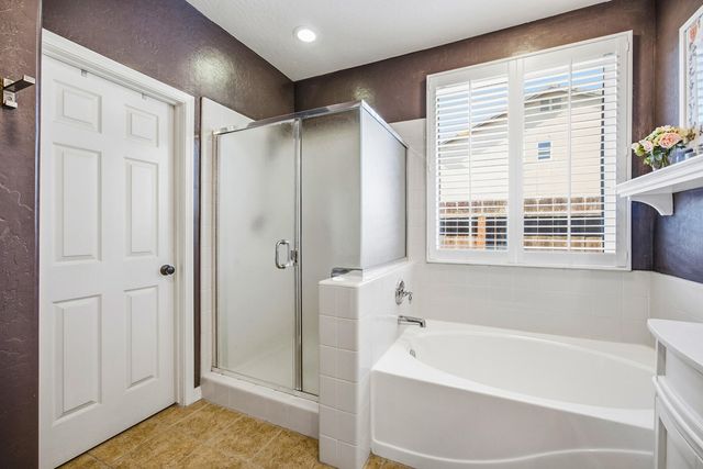 1793 Bella Oaks Way, Hanford, CA 93230