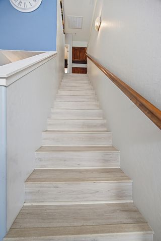 1793 Bella Oaks Way, Hanford, CA 93230