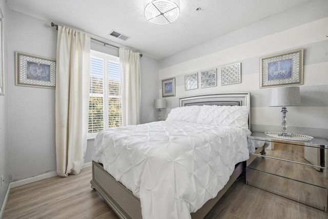 1793 Bella Oaks Way, Hanford, CA 93230