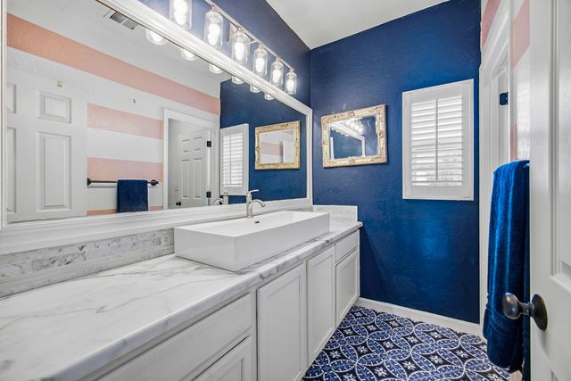 1793 Bella Oaks Way, Hanford, CA 93230