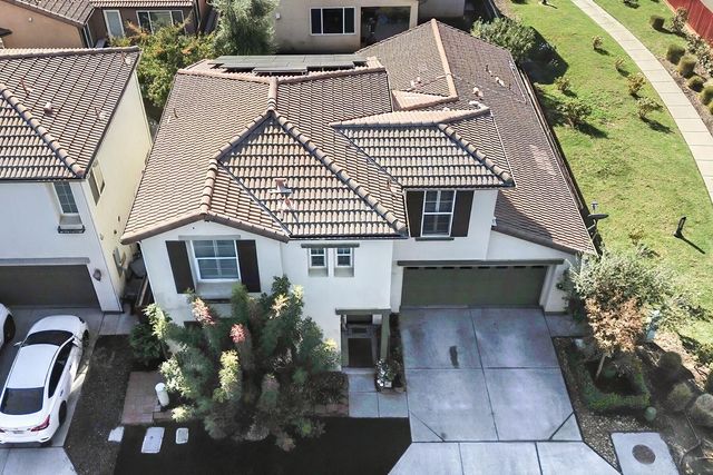 1793 Bella Oaks Way, Hanford, CA 93230