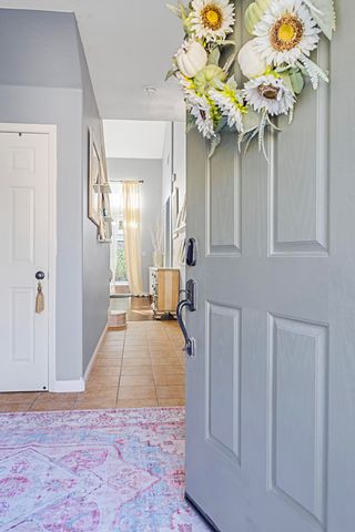 1793 Bella Oaks Way, Hanford, CA 93230