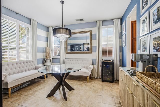 1793 Bella Oaks Way, Hanford, CA 93230