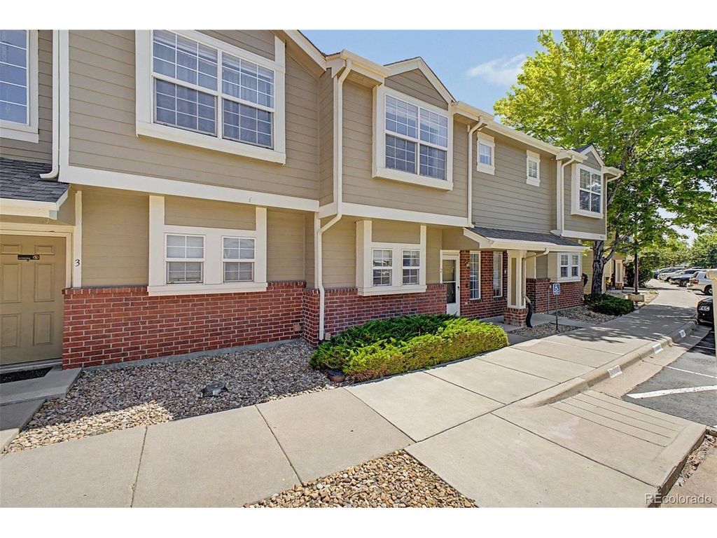 9040 Gale Blvd 2, Denver, CO 80260