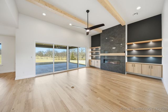 6711 E 153rd Street S, Bixby, OK 74008