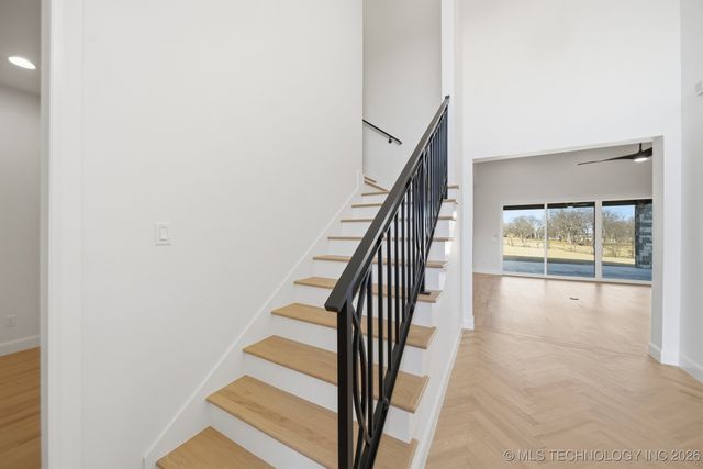 6711 E 153rd Street S, Bixby, OK 74008