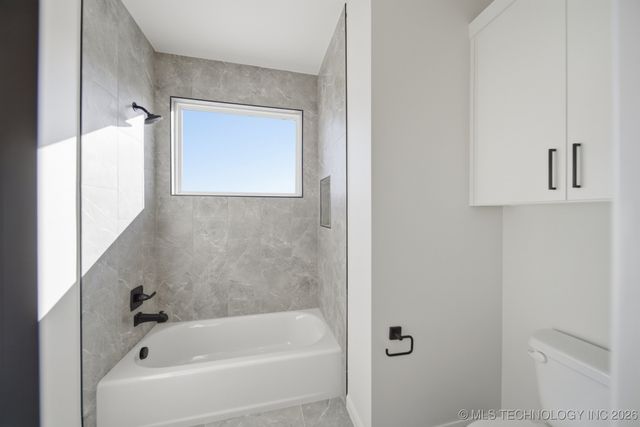 6711 E 153rd Street S, Bixby, OK 74008